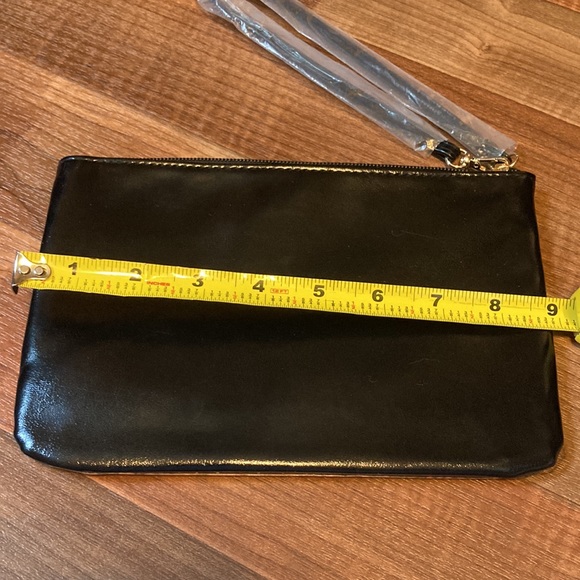 Victoria secret wristlet / makeup bag NWOT - Picture 4 of 6